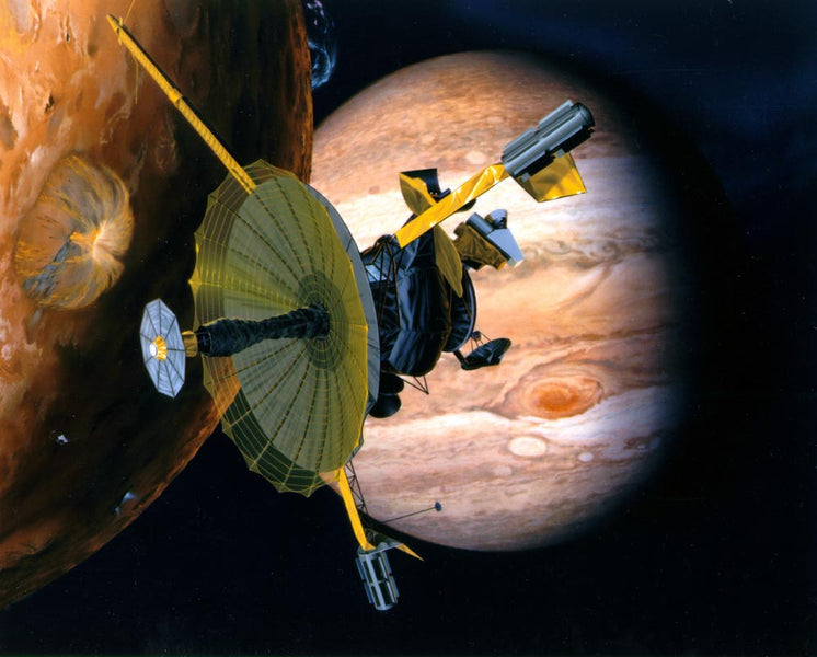 7 December 1995 - Galileo Completes First Jupiter Orbit